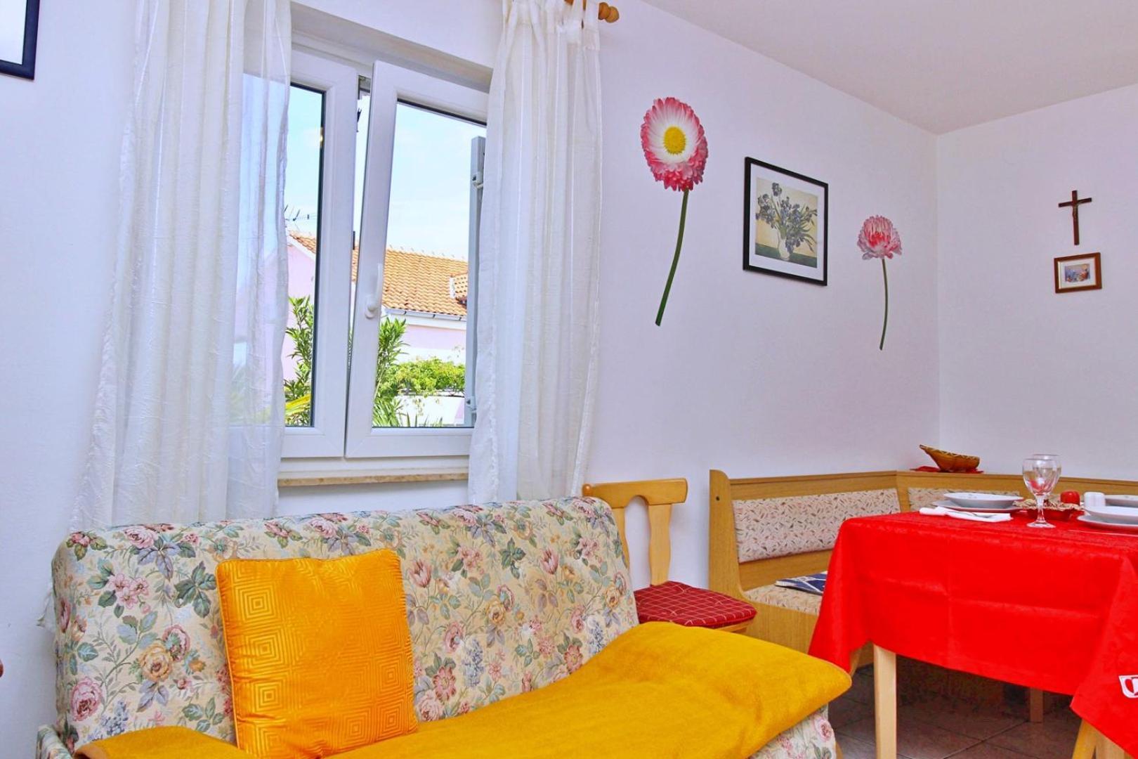 Apartments Zlatica Šilo Екстериор снимка